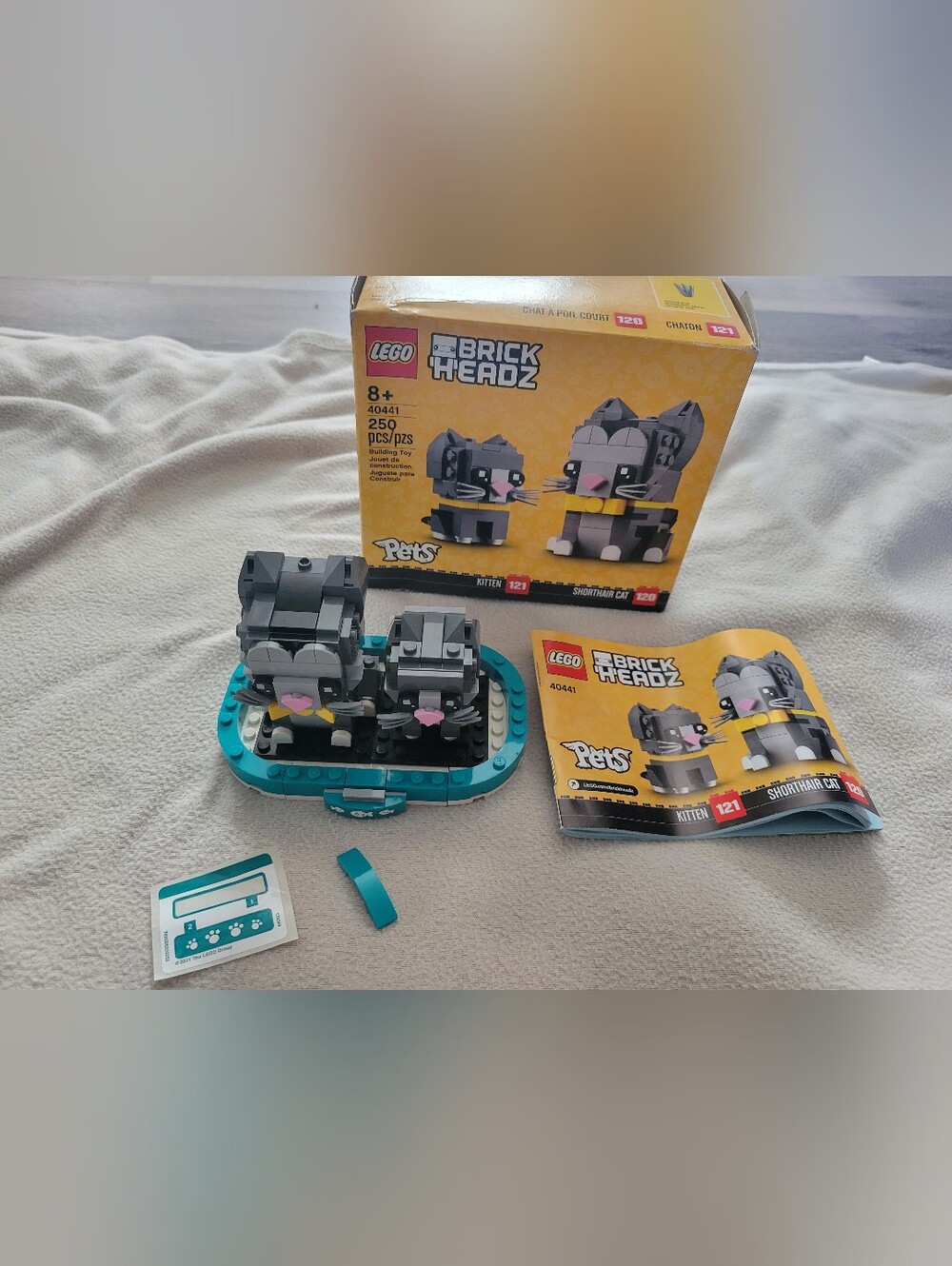 LEGO BrickHeadz Pets Gray Kitten & Shorthair Cat Building Set (Gray) 40441